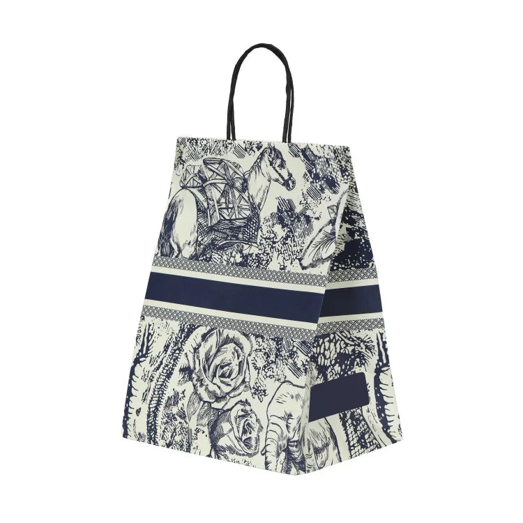 Cardboard Gift Customized Logo Garment Paper Bags for Clothes Luxury Paper Fashionable Apparel Packaging Gift Shopping Bag